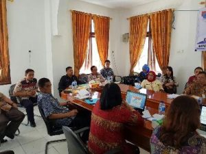 Wabub Boltim, Drs. Rusdi Gumalangit Ketika Membuka Kegiatan Workshop