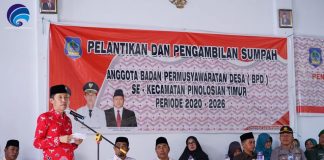 Bupati Bolsel Hi. Iskandar Kamaru, SPt menyampaikan sambutan saat menghadiri Pelantikan 60 anggota BPD se Kecamatan Pinoloian Timur, Jumat (31/01/2020) kemarin.